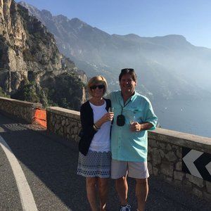 Meet your Posher, Debbie